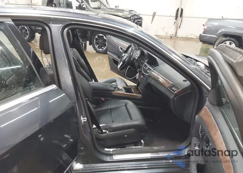 2012 Mercedes-Benz E 350 4Matic z USA, uszkodzony, nr VIN WDDHF8JB1CA627147